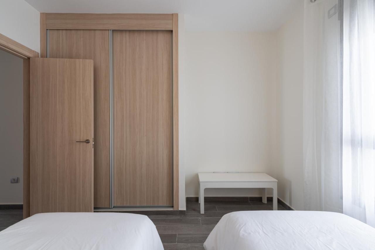 Homeforguest Apartamento En Residencia De Lujo Con Terraza Y Piscina La Guirra Екстериор снимка